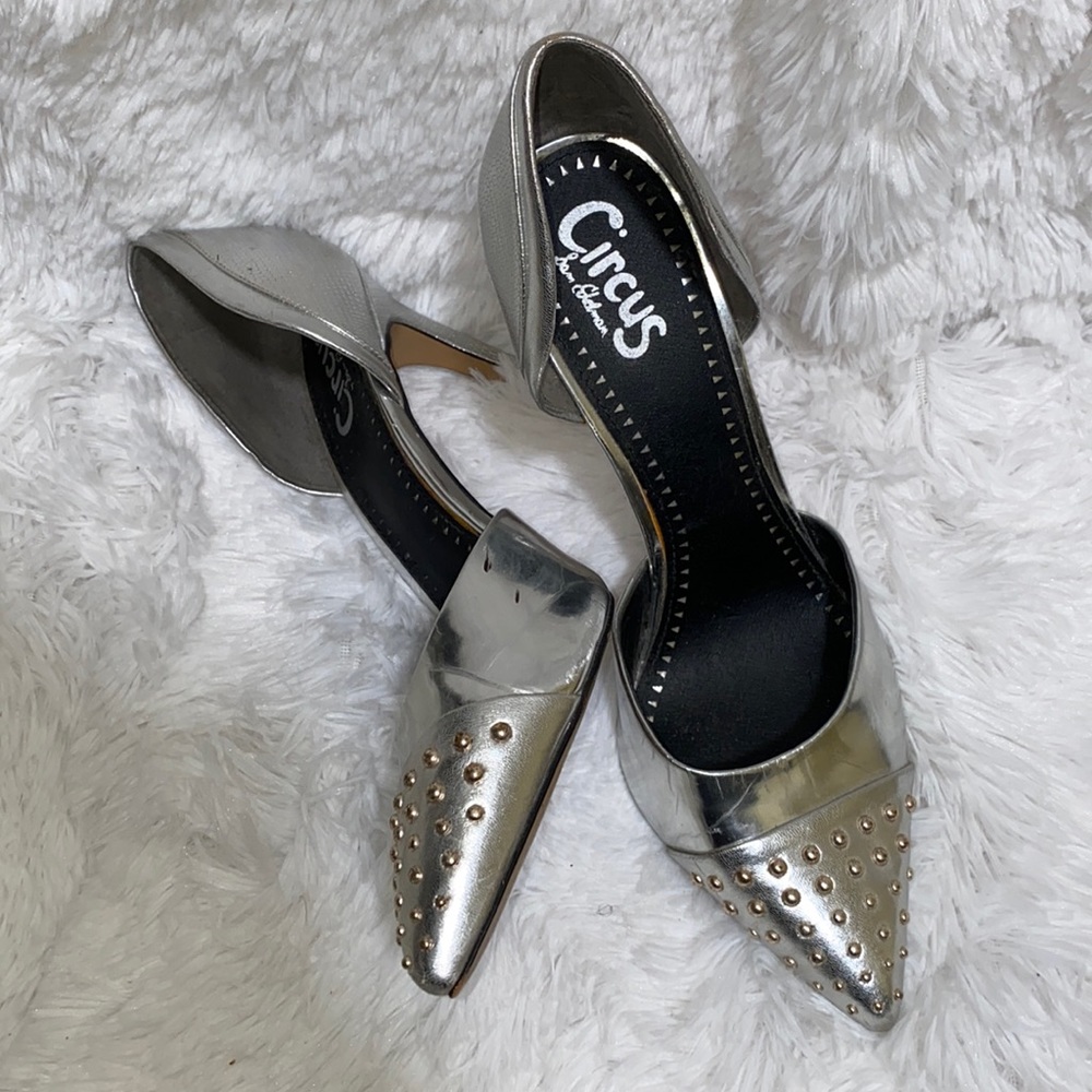 Circus by Sam Edelman mellie studded Dorsay silver pumps size 10